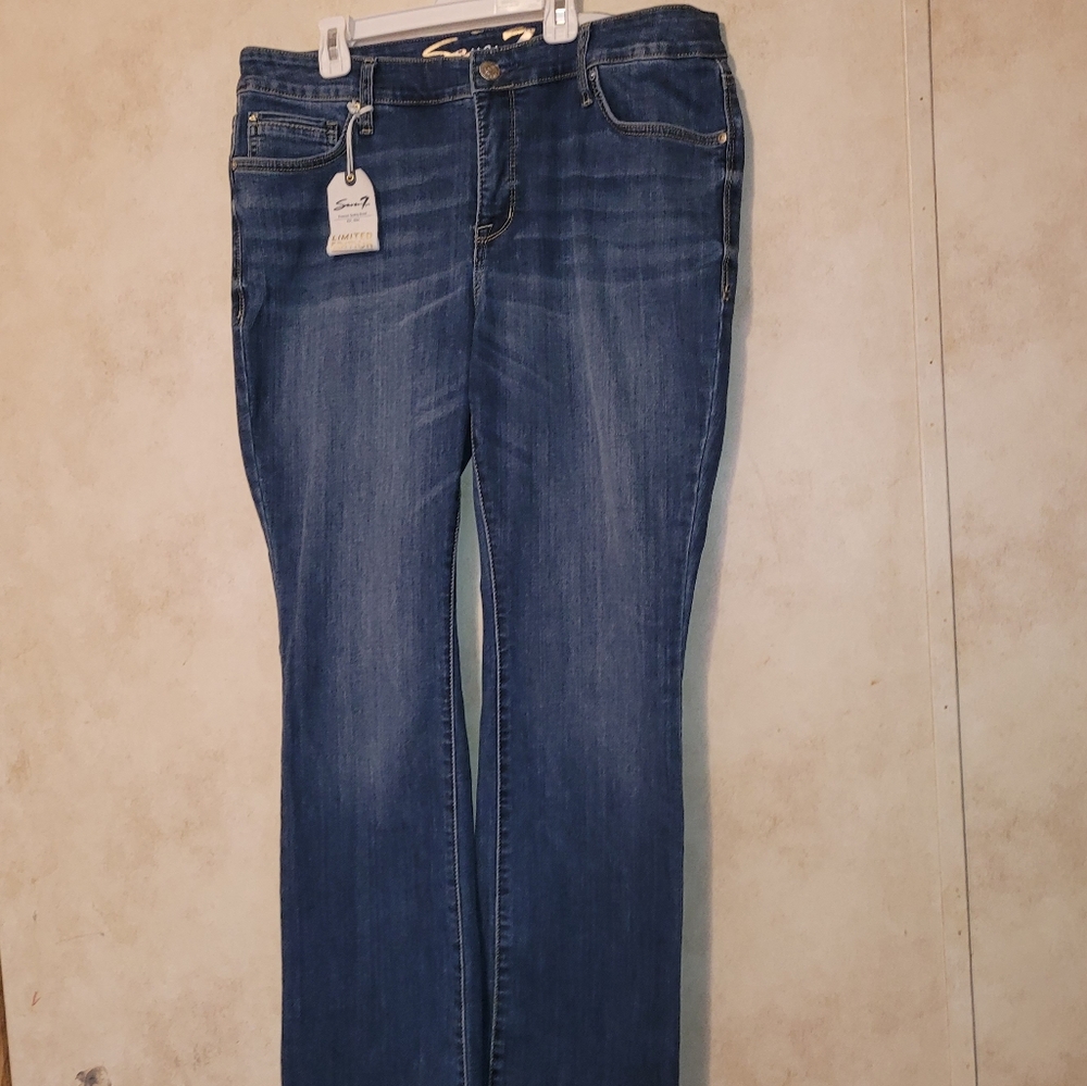NWT 7 For All Mankind Womens Limited Edition Boot Jeans in Medium Wash Size 16